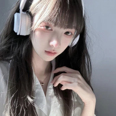 最新最热女生头像