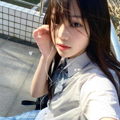 最新最热女生头像
