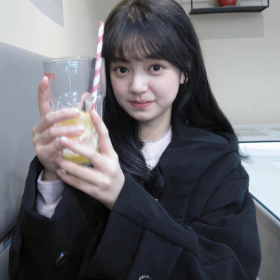 最新最热女生头像