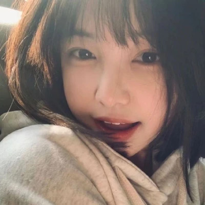 最新最热女生头像