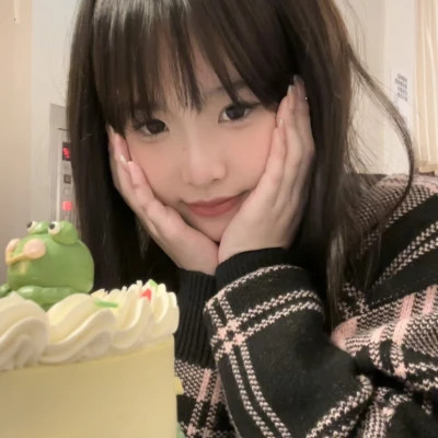 最新最热女生头像