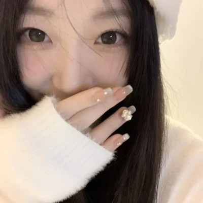最新最热女生头像