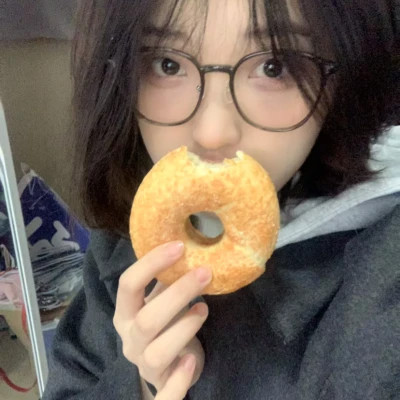 多样风格女生头像