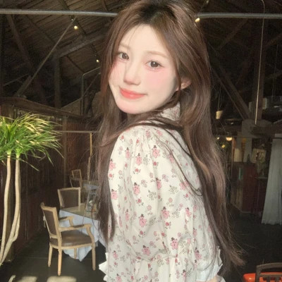 百变风格女生头像