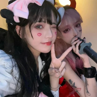 百变风格女生头像