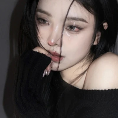 百变风格女生头像