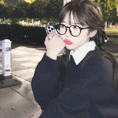 百变风格女生头像
