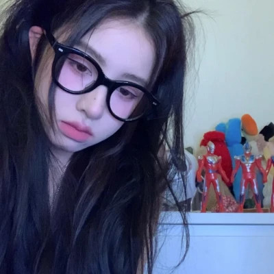 百变风格女生头像