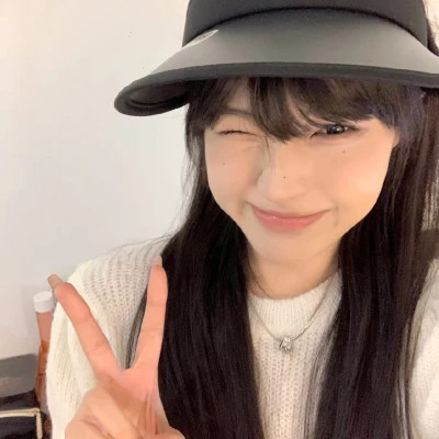 百变风格女生头像