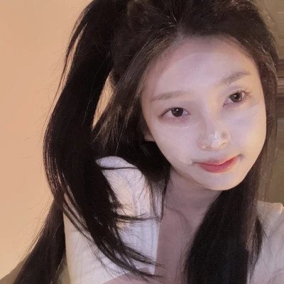 超美女生头像