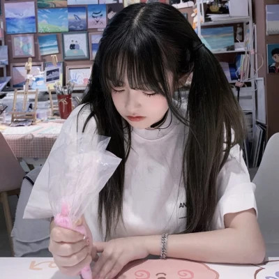 超美女生头像