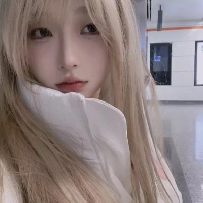 超美女生头像