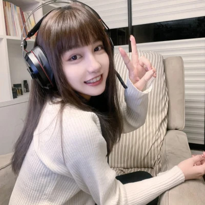 超美女生头像