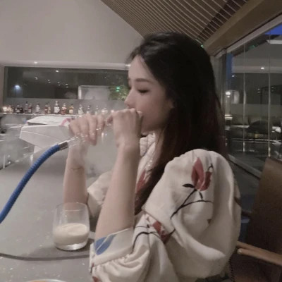 超美女生头像