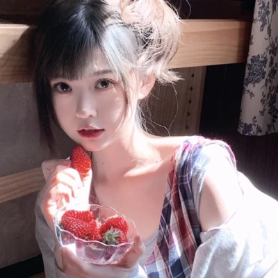 超美女生头像
