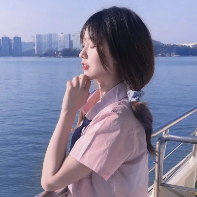 精选女生头像