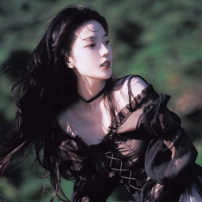 精选女生头像
