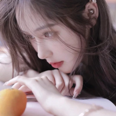 精选女生头像