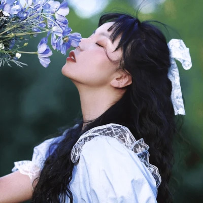 精选女生头像