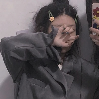超级好看的女生头像