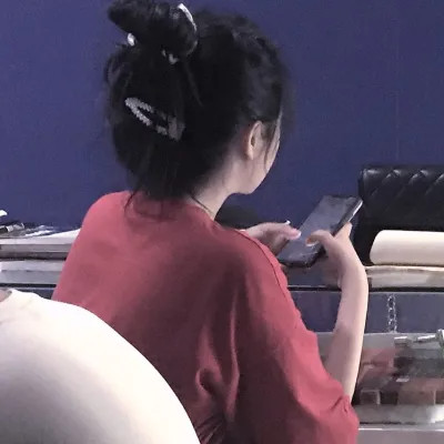 精选女生头像