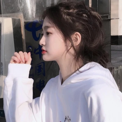精选女生头像