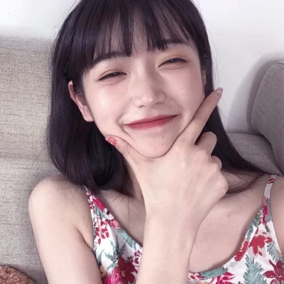 青春洋溢的少女头像