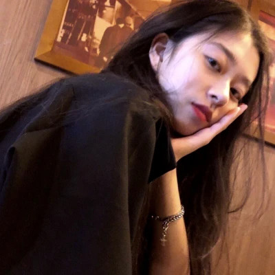 青春洋溢的少女头像