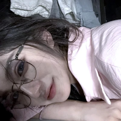 青春洋溢的少女头像