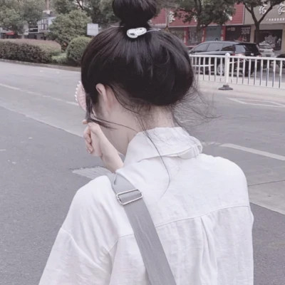 青春洋溢的少女头像