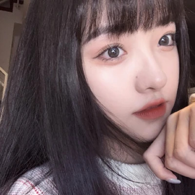 青春洋溢的少女头像
