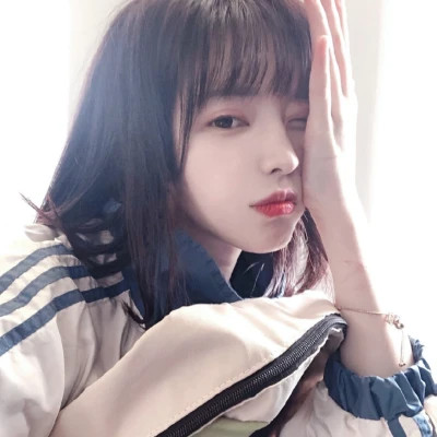青春洋溢的少女头像