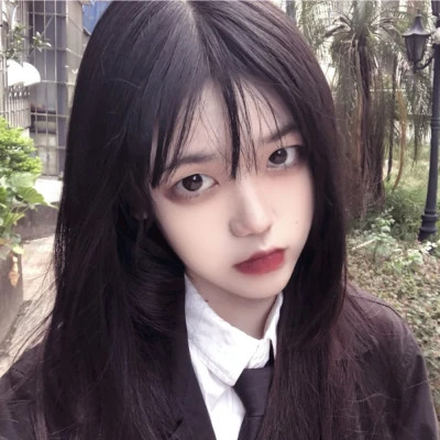 青春洋溢的少女头像