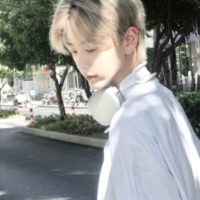 精选男生头像图片