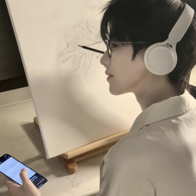 精选男生头像图片