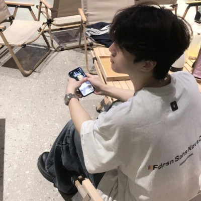 精选男生头像图片