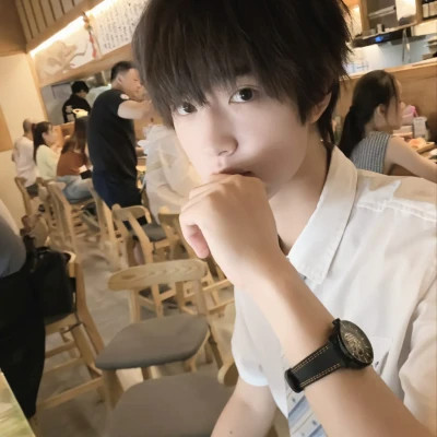 精选男生头像图片