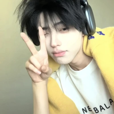 精选男生头像图片