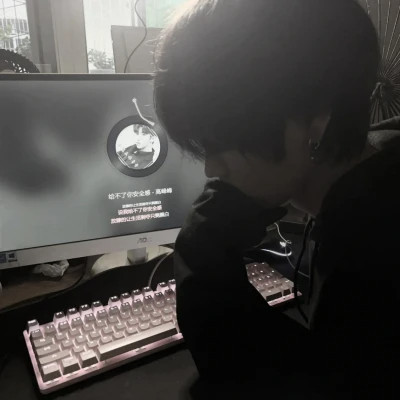 精选男生头像图片
