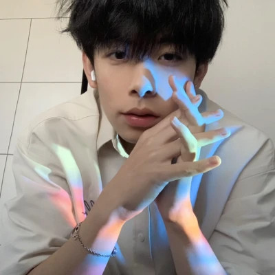精选男生头像图片