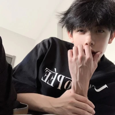 精选男生头像图片