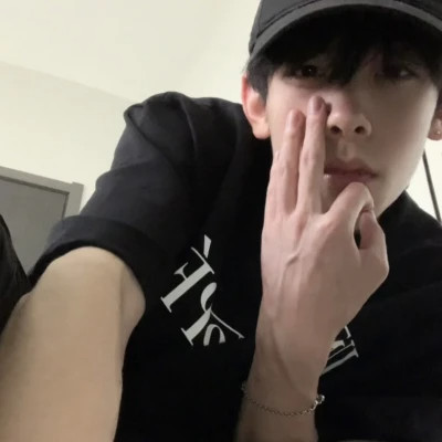 精选男生头像图片