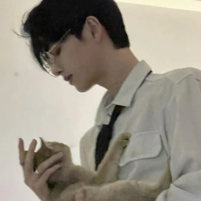 精选男生头像图片