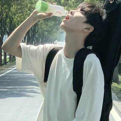 精选男生头像图片