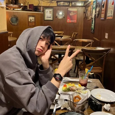 真人男生头像