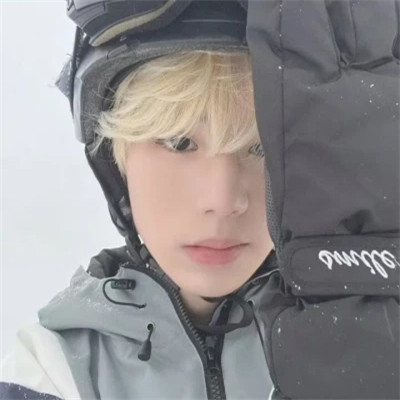 真人男生头像