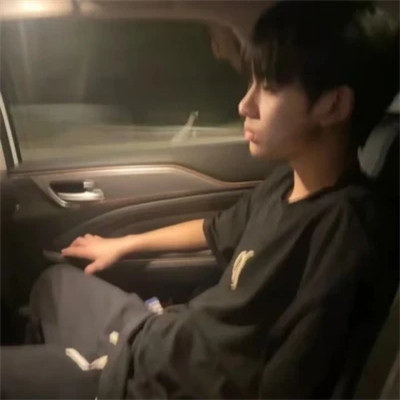 真人男生头像