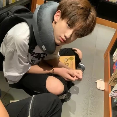 真人男生头像