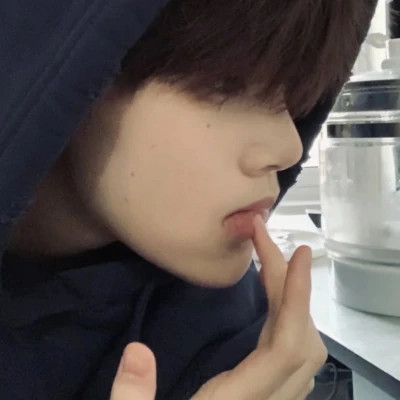 酷帅风真人男生头像图片