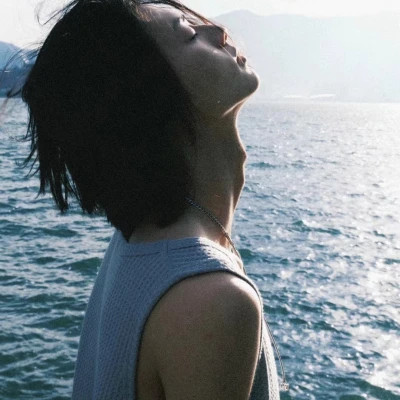 酷帅风真人男生头像图片